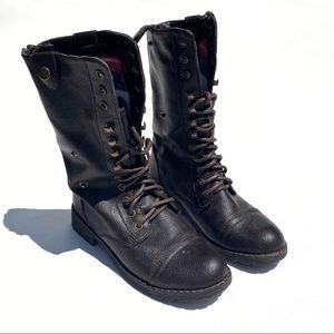 Women’s size 5 Combat Boots